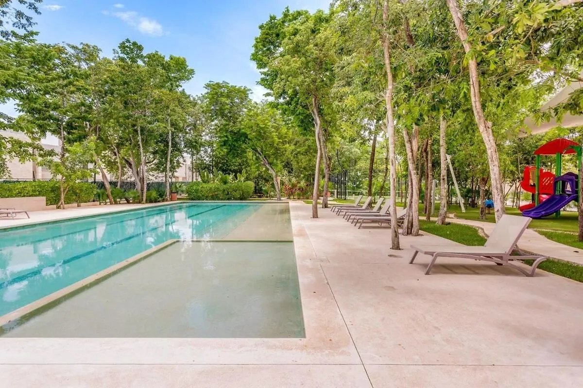 New Palmara Home With Pool And Paddle Court Gated プレヤデルカーメン 別荘