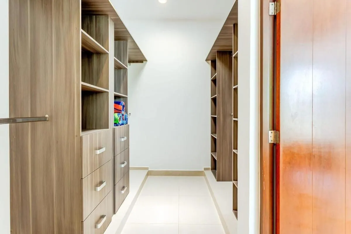 New Palmara Home With Pool And Paddle Court Gated プレヤデルカーメン 別荘